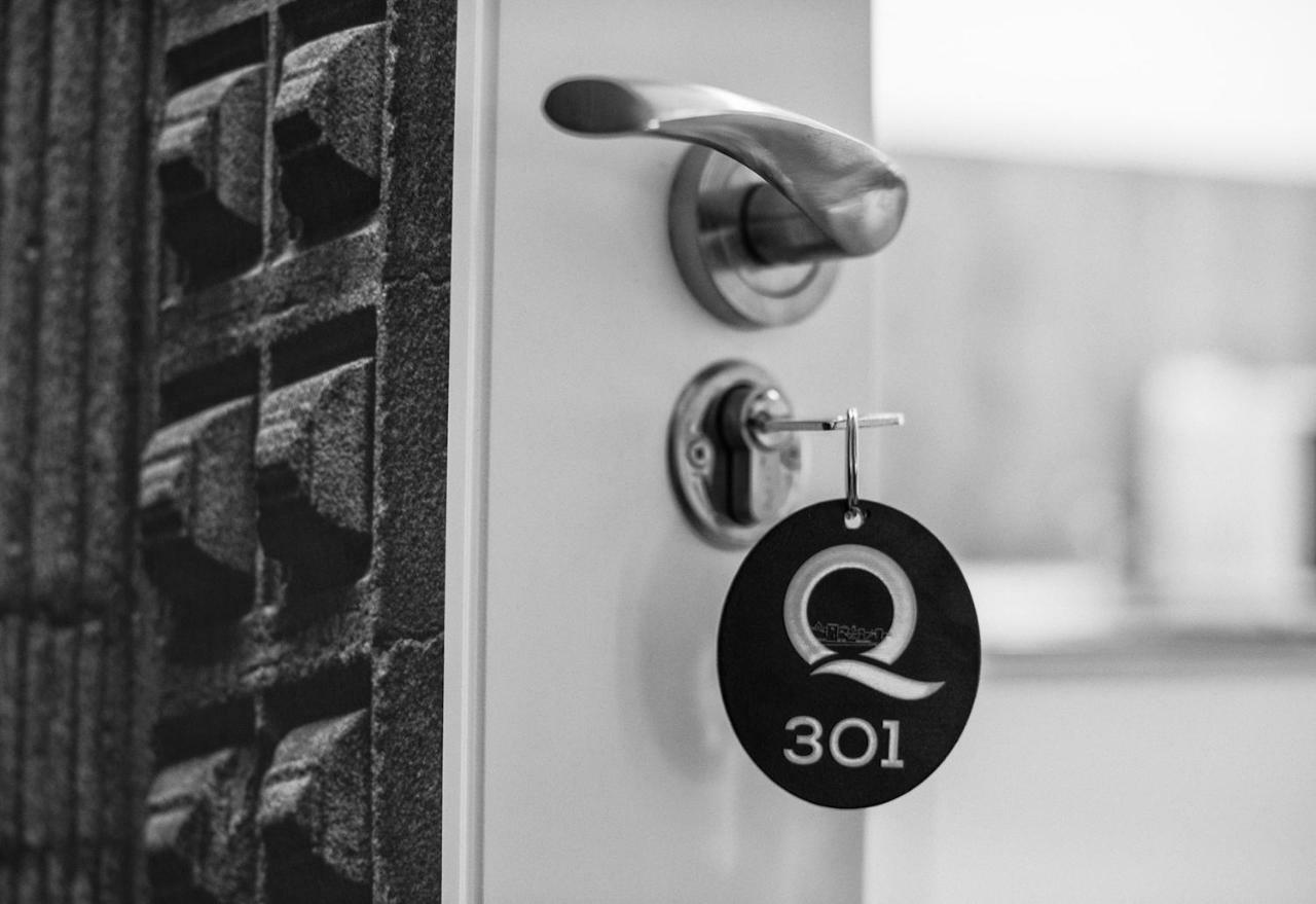 Domus Seleqtia Plaza De Santiago Appartement Caces Buitenkant foto
