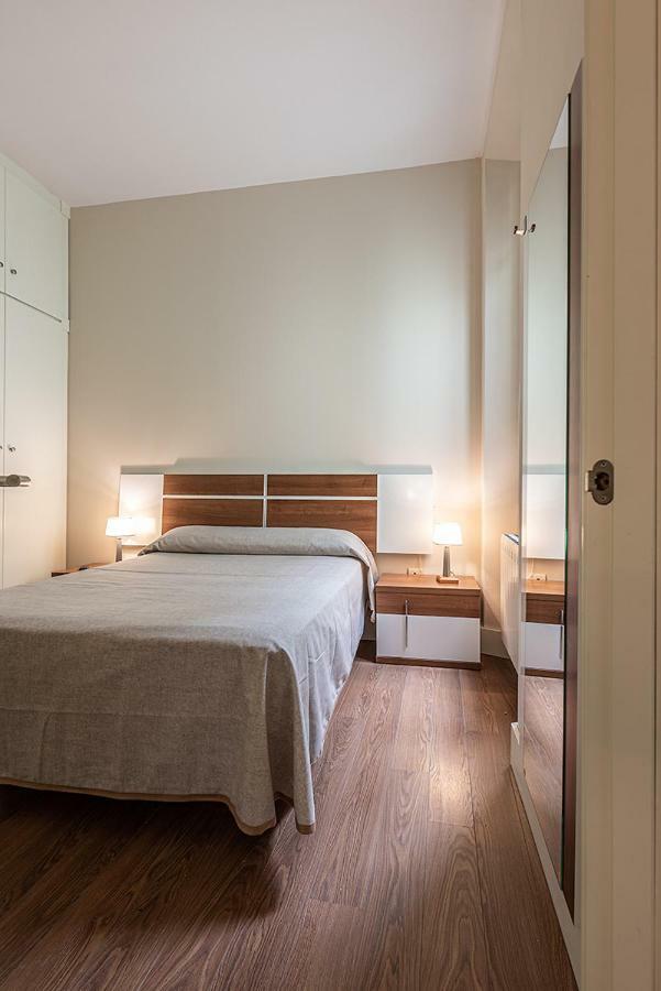 Domus Seleqtia Plaza De Santiago Appartement Caces Buitenkant foto